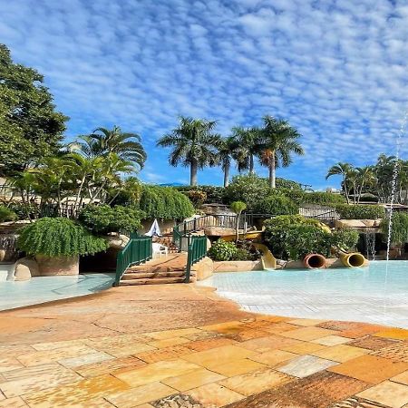 Villas Diroma Com Um Dia No Acqua Park, Splash E Slide Caldas Novas Exterior photo
