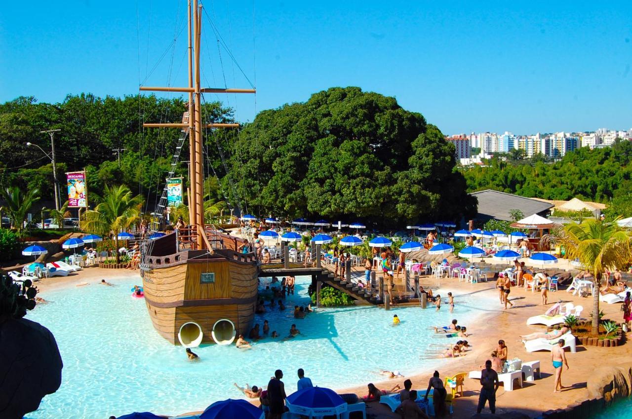 Villas Diroma Com Um Dia No Acqua Park, Splash E Slide Caldas Novas Exterior photo