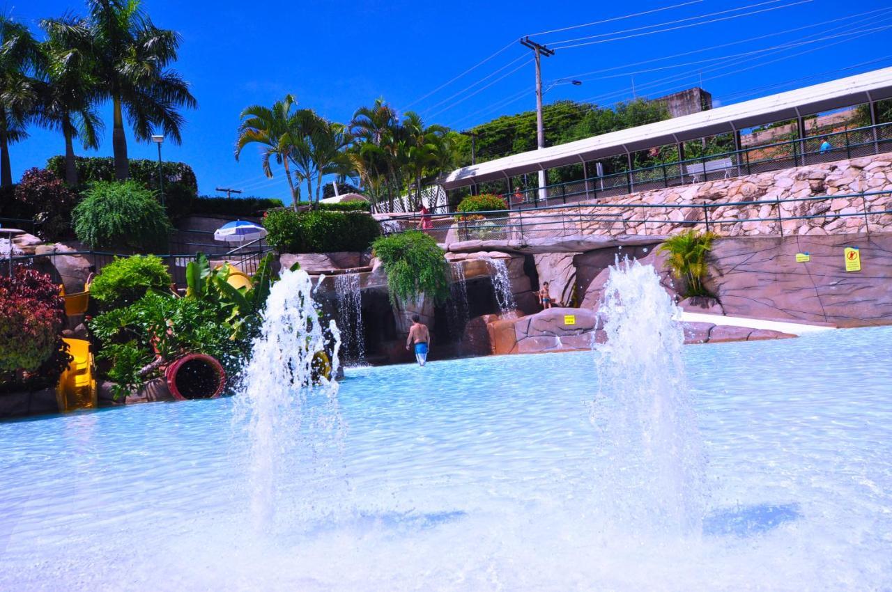 Villas Diroma Com Um Dia No Acqua Park, Splash E Slide Caldas Novas Exterior photo