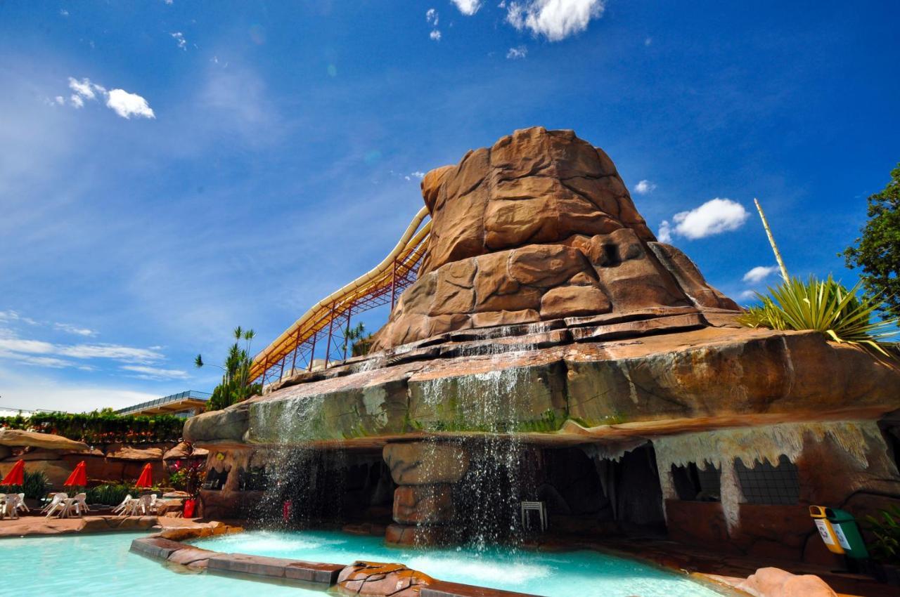 Villas Diroma Com Um Dia No Acqua Park, Splash E Slide Caldas Novas Exterior photo