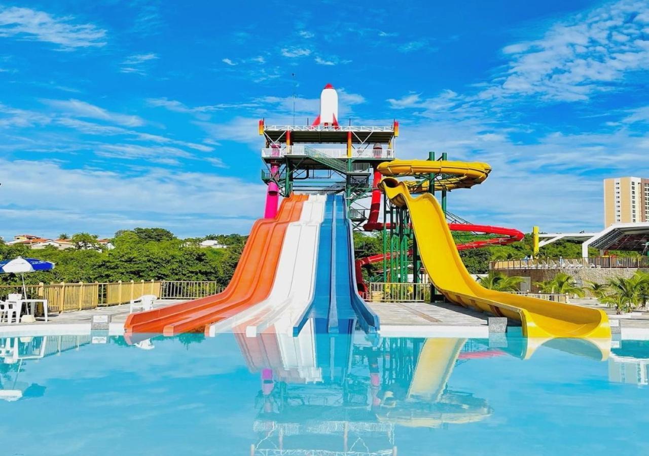 Villas Diroma Com Um Dia No Acqua Park, Splash E Slide Caldas Novas Exterior photo