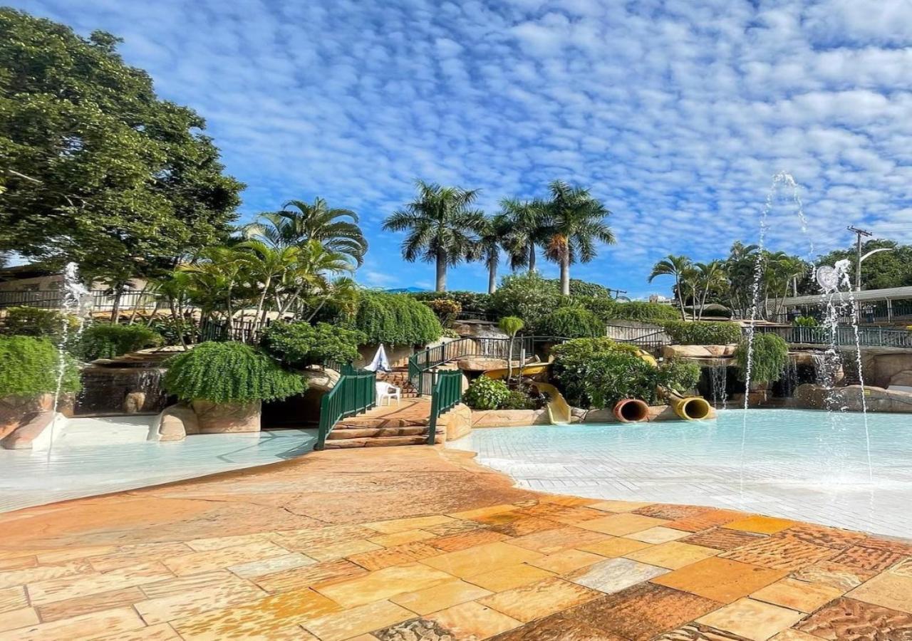Villas Diroma Com Um Dia No Acqua Park, Splash E Slide Caldas Novas Exterior photo