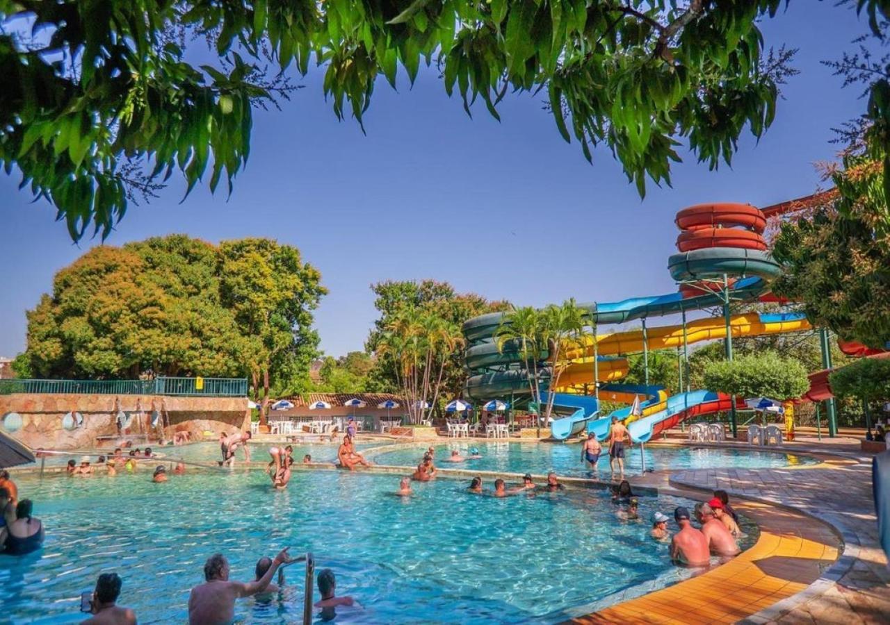 Villas Diroma Com Um Dia No Acqua Park, Splash E Slide Caldas Novas Exterior photo
