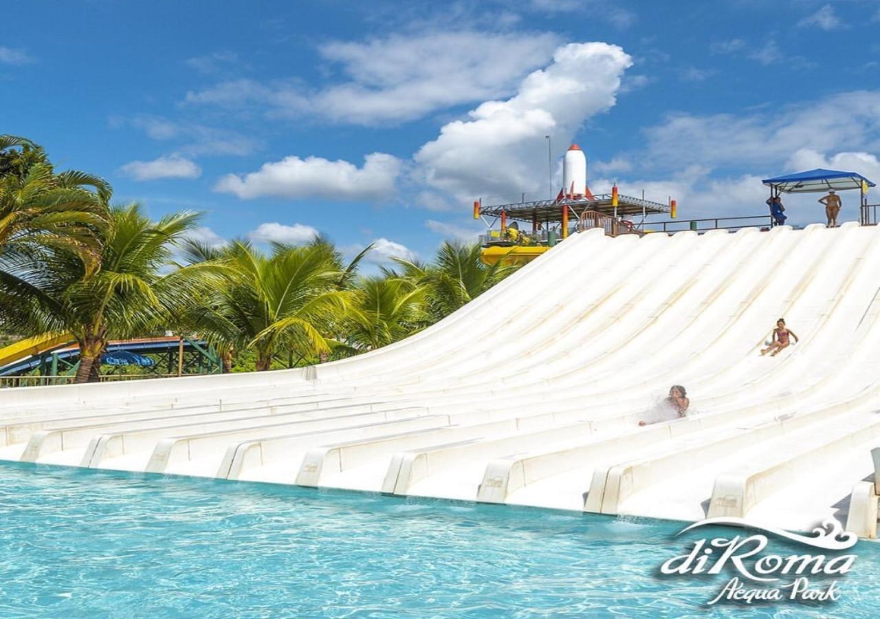 Villas Diroma Com Um Dia No Acqua Park, Splash E Slide Caldas Novas Exterior photo