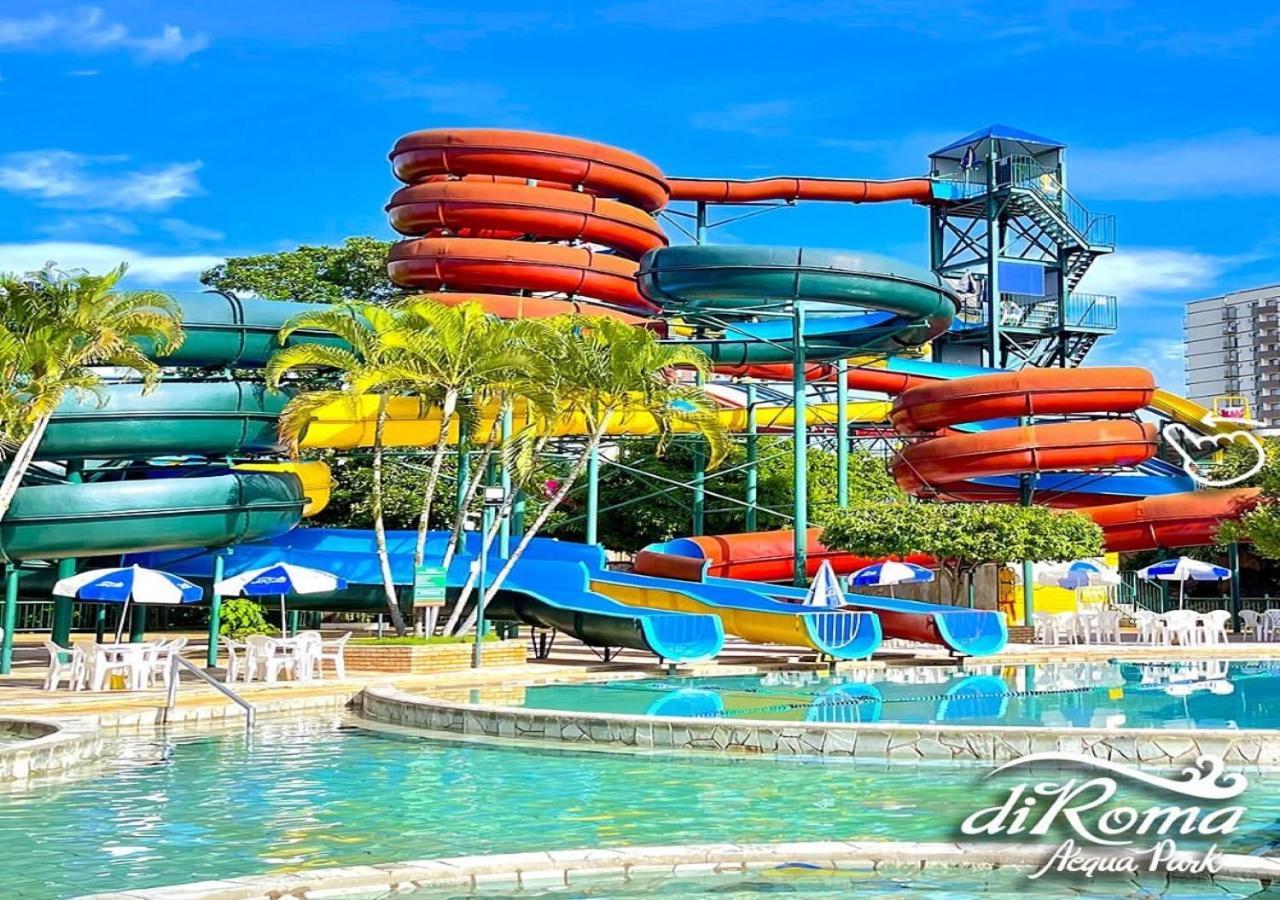 Villas Diroma Com Um Dia No Acqua Park, Splash E Slide Caldas Novas Exterior photo