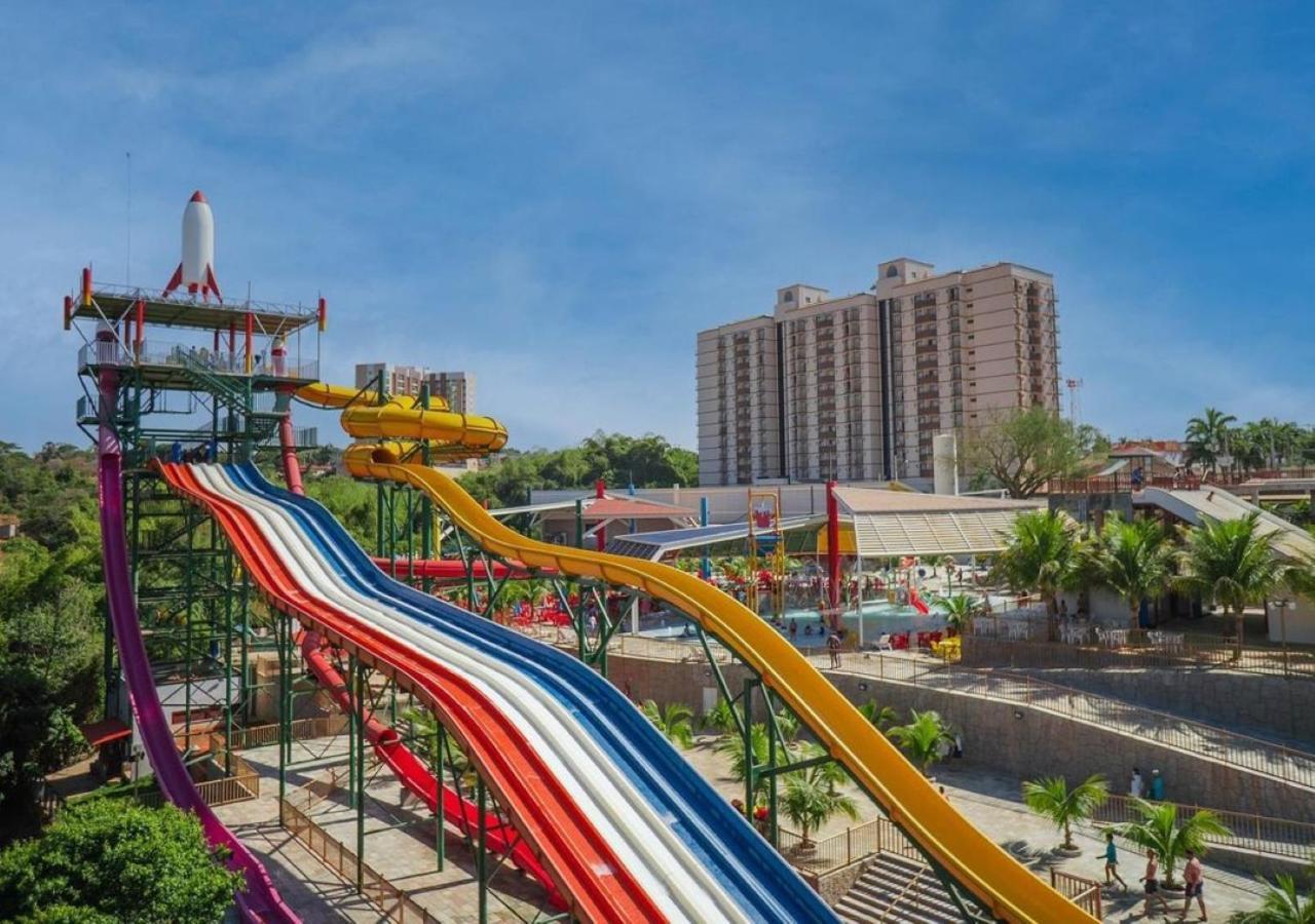 Villas Diroma Com Um Dia No Acqua Park, Splash E Slide Caldas Novas Exterior photo